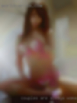 Couples are always  woman to cuckold me  welcome.